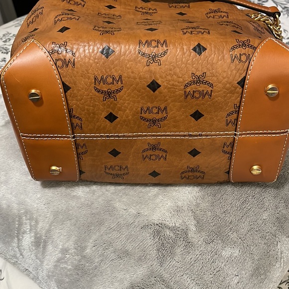 MCM Soft Berlin Drawstring Bag - Picture 6 of 14